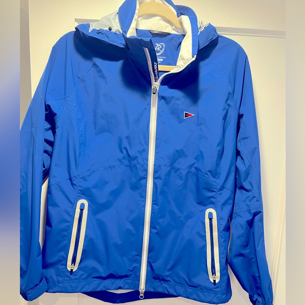 Zero restriction women’s Olivia rain coat in royal blue